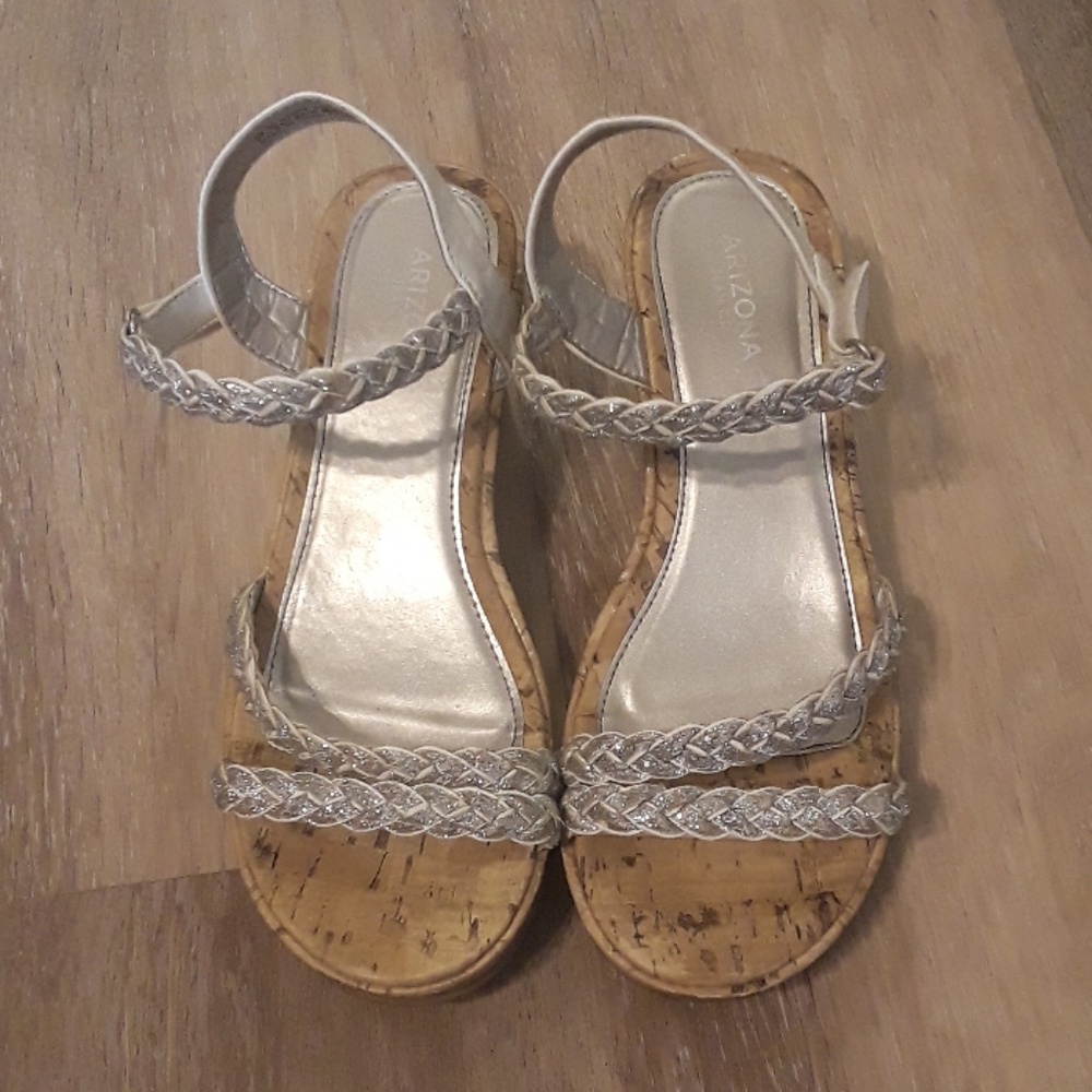 Adorable, sparkly wood sole wedges